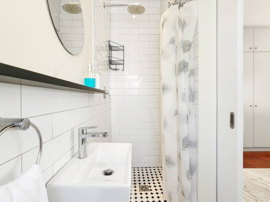 2 Bedroom Property for Sale in Gardens Western Cape